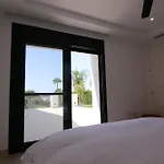 Willa With Pool And Stunning 180 Degrees View