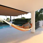 With Pool And Stunning 180 Degrees View Willa