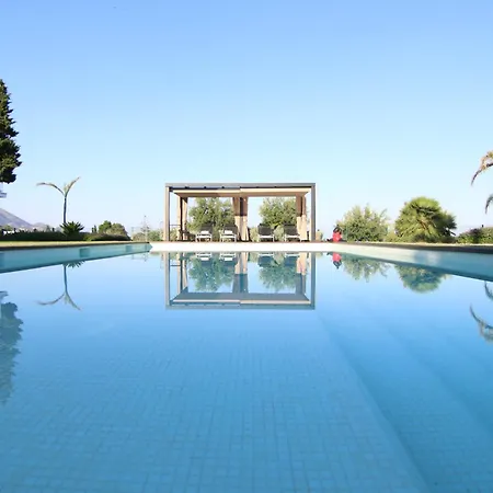 With Pool And Stunning 180 Degrees View וילה מיחאס