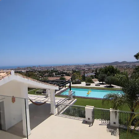 With Pool And Stunning 180 Degrees View * מיחאס